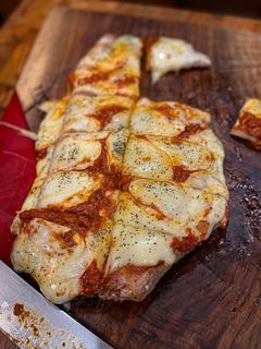 Grilled Pork Belly Crust Pizza on the Lifesmart Kamado Grill๐