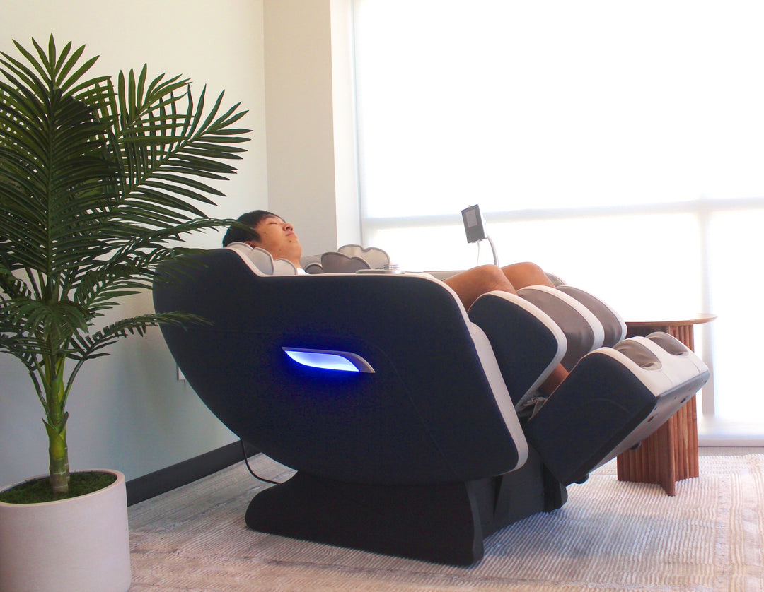 Lifesmart Motion 2D Massage Chair Bluetooth Connection Zero Gravity R8375