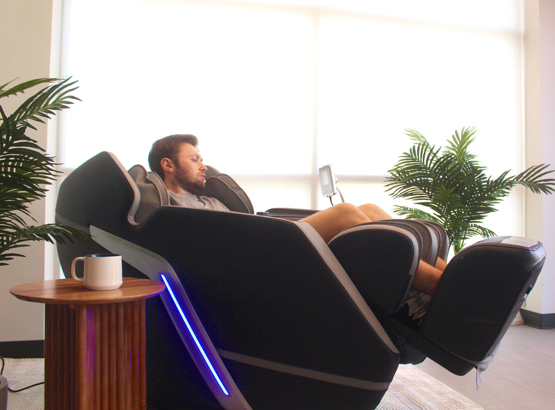 Lifesmart Nova 4D Faux Leather Zero Gravity Massage Chair R8658L